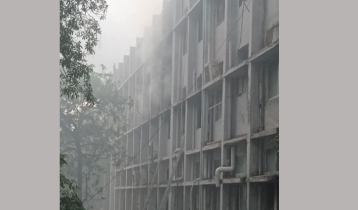 খুলনা মেডিকেলে আগুন, ১০ ইউনিটের চেষ্টায় নিয়ন্ত্রণে 
