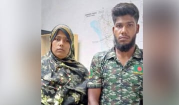 যৌতুকের টাকা না পেয়ে গৃহবধূর চুল কেটে দিলেন স্বামী-ননদ