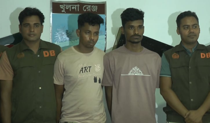 যশোরে অস্ত্র ও গুলিসহ শীর্ষ সন্ত্রাসী অনিক ও তার সহযোগী আটক