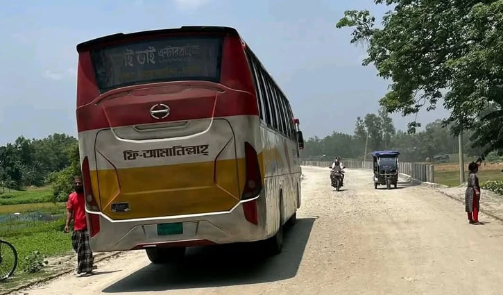 টাঙ্গাইলে বাসচাপায় মোটরসাইকেল আরোহী নিহত