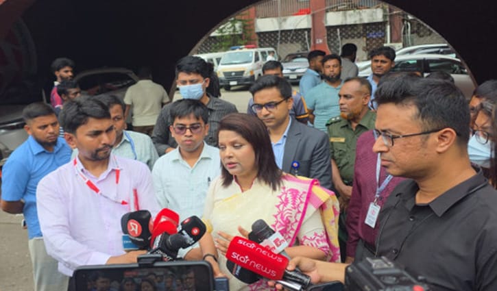 হাম চিকিৎসায় কোনো অবহেলা সহ্য করা হবে না: ডিসি ফরিদা