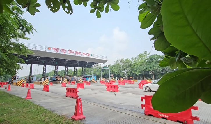 পদ্মা সেতু দিয়ে ২৪ ঘণ্টায় ২৫ হাজার ৯৯৯টি যানবাহন পারাপার