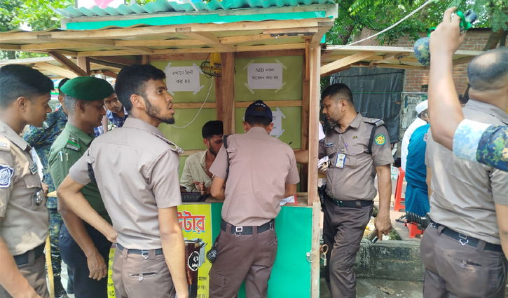 দালাল ঠেকাতে ইসির সামনে উচ্ছেদ অভিযান