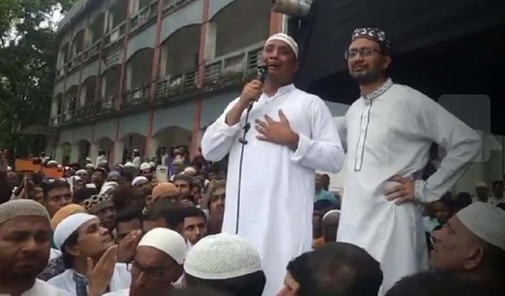 প্যারোলে মুক্তি পেয়ে বাবার জানাজায় সাবেক এমপি সুজন