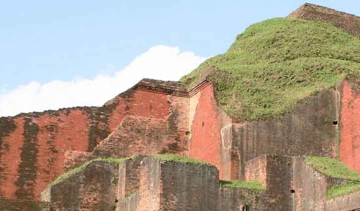 বৌদ্ধ বিহারের স্থাপত্যরীতির চরম উৎকর্ষ সাধিত হয়